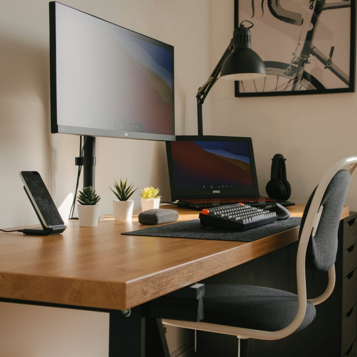 The Ultimate Guide to Creating a Productive Home Office
